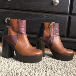 Steve Madden Brown Platform Boots LEATHER